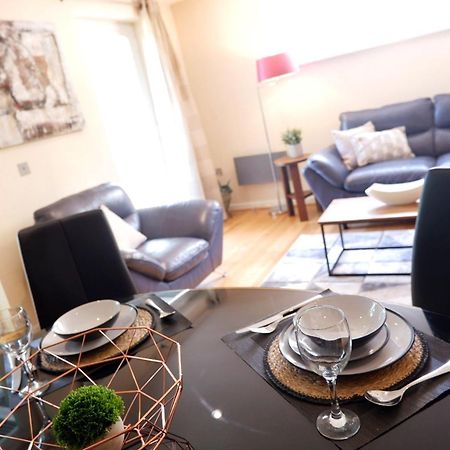 Stunning Apartment Close To Cambridge Station With Free Parking! 외부 사진