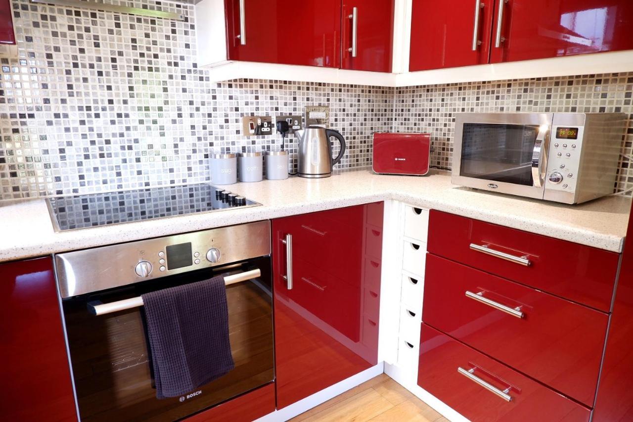 Stunning Apartment Close To Cambridge Station With Free Parking! 외부 사진